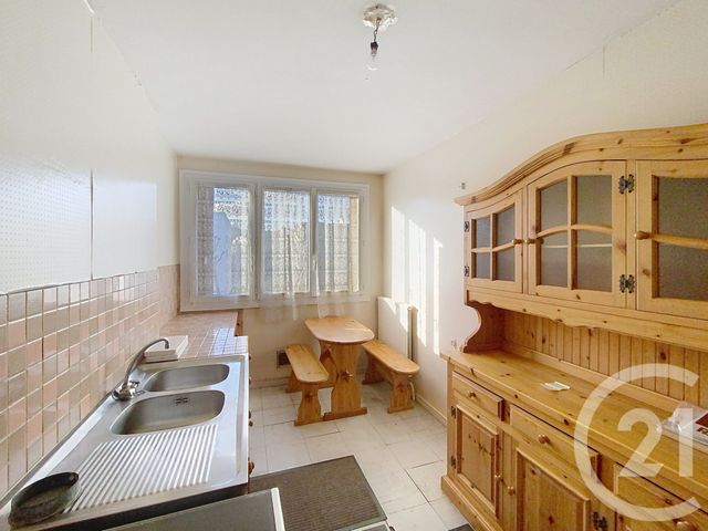 Appartement F3 à vendre - 3 pièces - 62.82 m2 - BIEVRES - 91 - ILE-DE-FRANCE - Century 21 La Verte Vallée