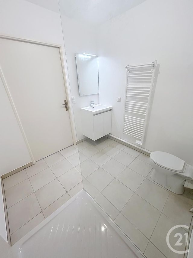 Appartement F2 à vendre - 2 pièces - 45.14 m2 - CLAMART - 92 - ILE-DE-FRANCE - Century 21 La Verte Vallée