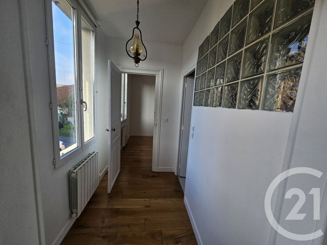 Afficher la photo en grand Appartement F2 à louer - 2 pièces - 56.31 m2 - BIEVRES - 91 - ILE-DE-FRANCE - Century 21 La Verte Vallée