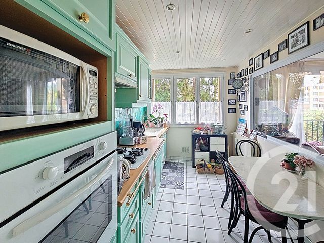 Appartement F4 à vendre - 4 pièces - 75.19 m2 - BIEVRES - 91 - ILE-DE-FRANCE - Century 21 La Verte Vallée