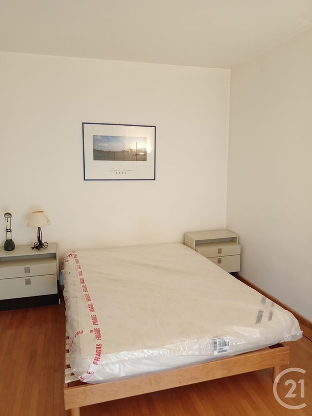 Appartement F2 à louer - 2 pièces - 40.0 m2 - BIEVRES - 91 - ILE-DE-FRANCE - Century 21 La Verte Vallée