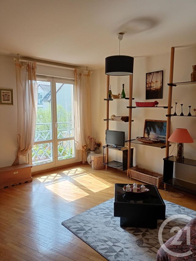 Appartement F2 à louer - 2 pièces - 40.0 m2 - BIEVRES - 91 - ILE-DE-FRANCE - Century 21 La Verte Vallée