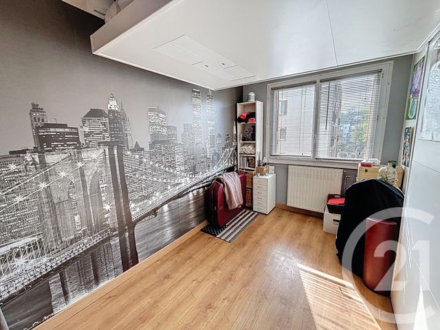 Appartement F5 à vendre - 5 pièces - 86.12 m2 - BIEVRES - 91 - ILE-DE-FRANCE - Century 21 La Verte Vallée