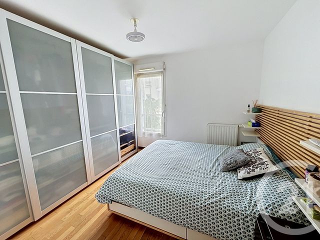 Appartement F3 à vendre - 3 pièces - 59.79 m2 - VELIZY VILLACOUBLAY - 78 - ILE-DE-FRANCE - Century 21 La Verte Vallée