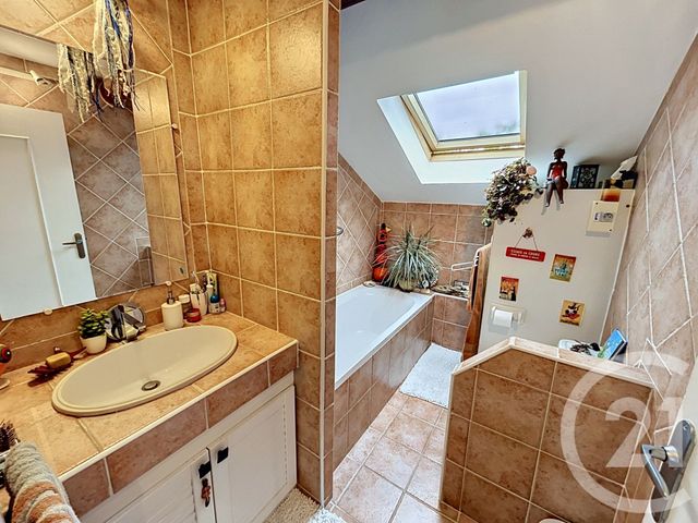 Appartement F2 à vendre - 2 pièces - 39.21 m2 - IGNY - 91 - ILE-DE-FRANCE - Century 21 La Verte Vallée