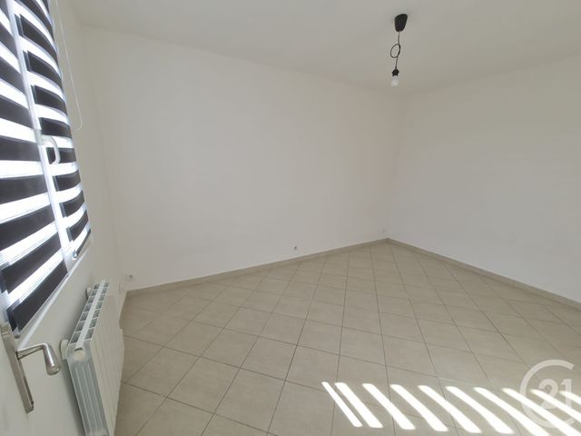 Appartement F1 à louer - 1 pièce - 20.94 m2 - BIEVRES - 91 - ILE-DE-FRANCE - Century 21 La Verte Vallée