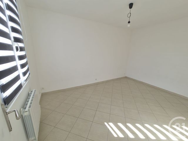 Appartement F1 à louer - 1 pièce - 20.94 m2 - BIEVRES - 91 - ILE-DE-FRANCE - Century 21 La Verte Vallée